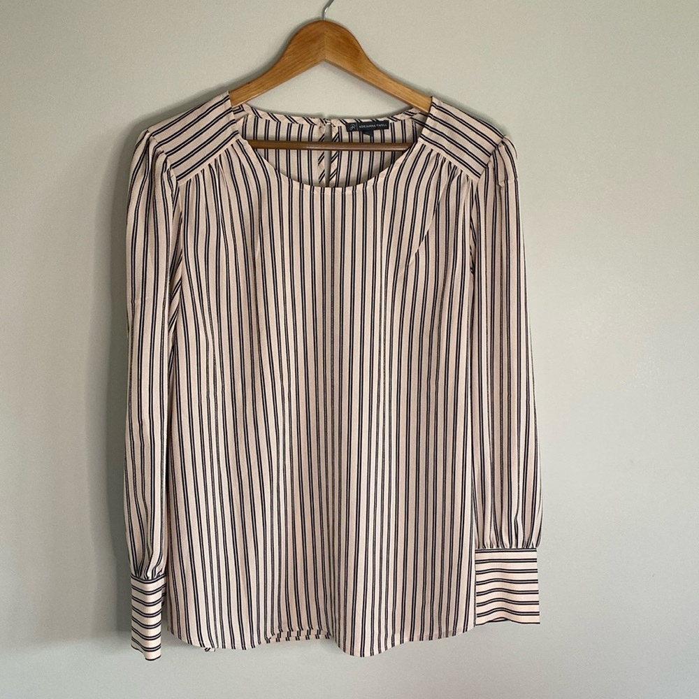 Adrianna Papell M long sleeve striped blouse